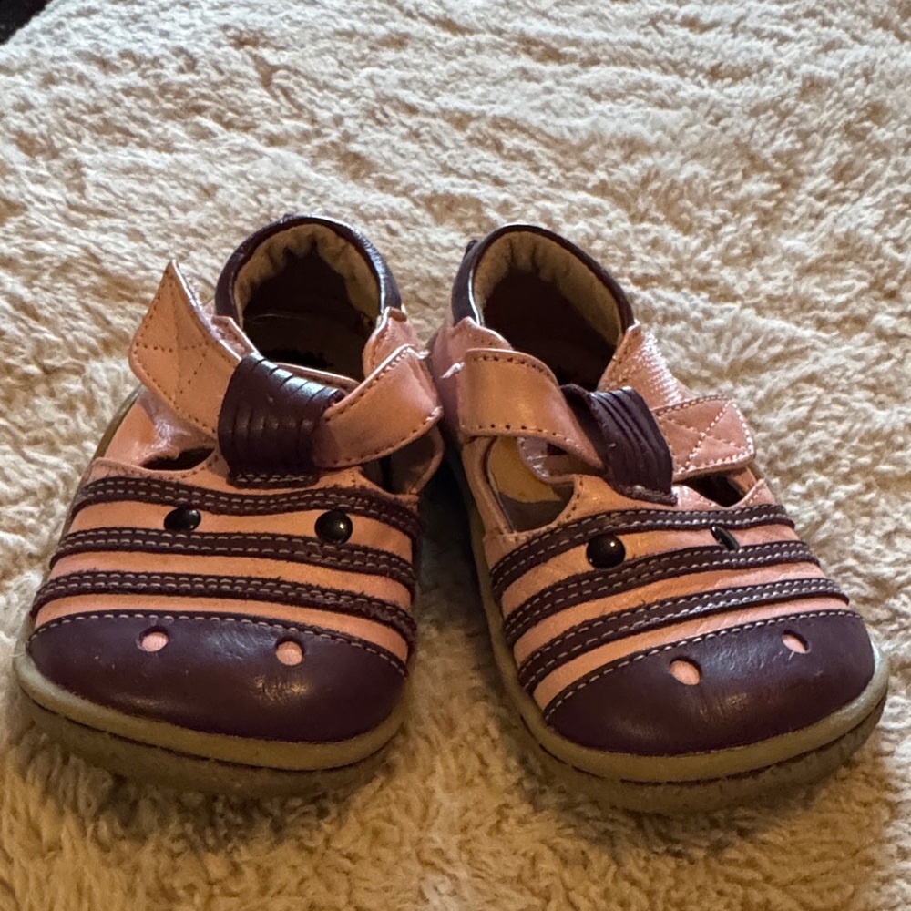 Livie & Luca Pink Purple Striped Zebra Sandals Toddler Infant Baby Shoes DAMAGED